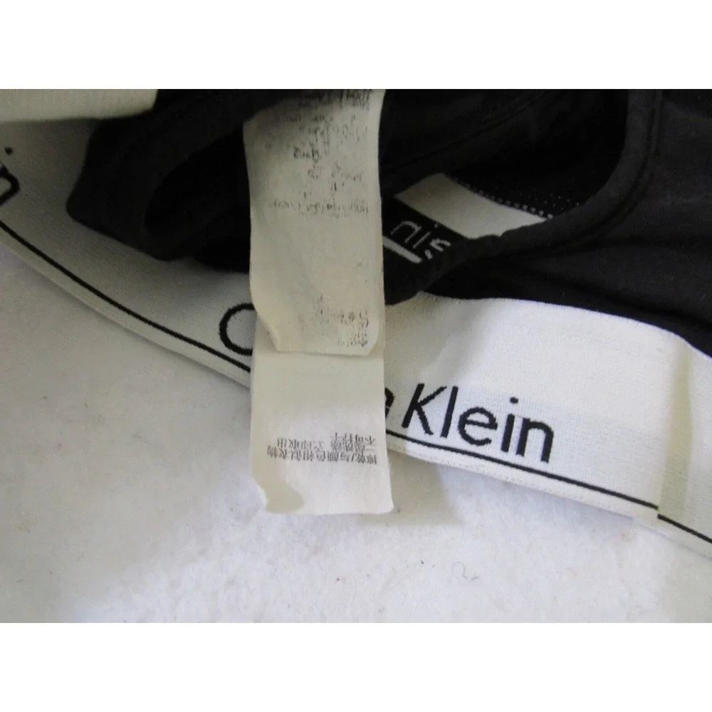 Calvin Klein Women's Impact Racerback Sports Bra In Black Size L